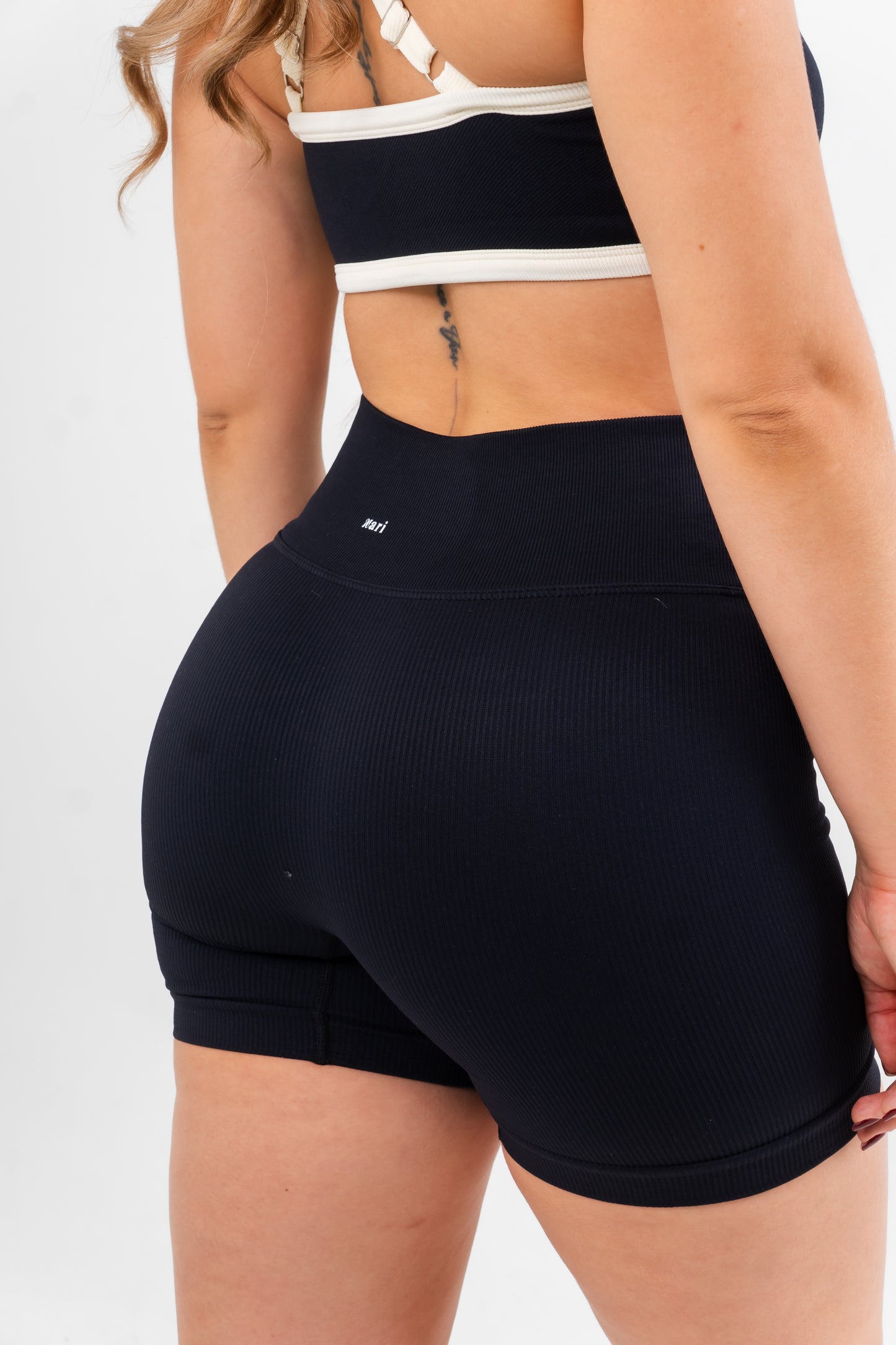 SHORT CLASSIC